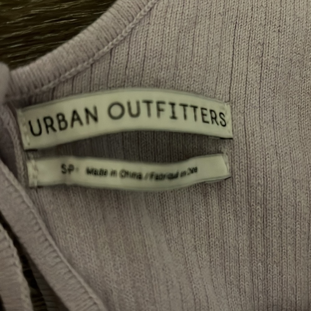 Urban Outfitters top - Picture 2 of 3